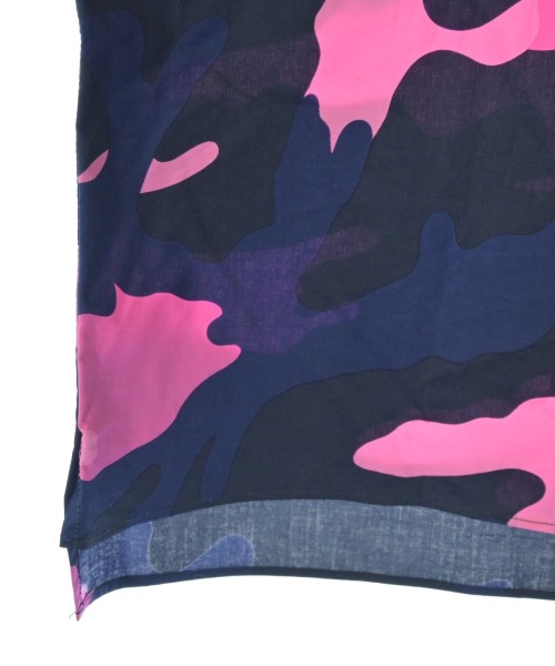 VALENTINO（ヴァレンティノ）カジュアルシャツ 紺 サイズ:44(S位) メンズ/2200612798021