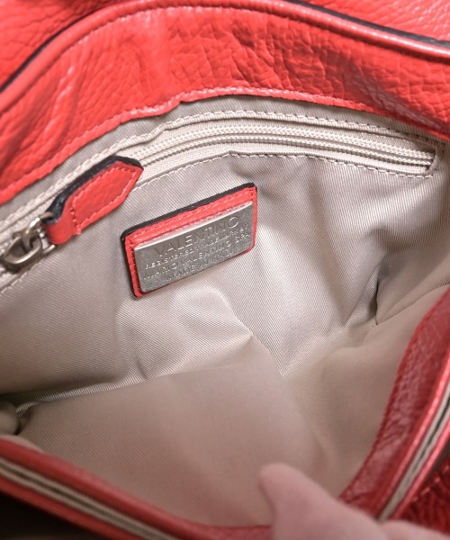 VALENTINO（ヴァレンティノ）ショルダーバッグ 赤 サイズ:- レディース/2200653684031