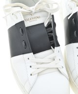 VALENTINO（ヴァレンティノ）スニーカー 白 サイズ:EU41 1/2(26.5cm位) メンズ/2200707845043