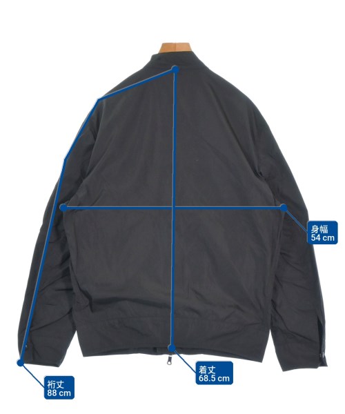 VALENTINO（ヴァレンティノ）ブルゾン 黒 サイズ:44(L位) レディース/2200664805012