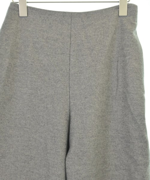 VALENTINO（ヴァレンティノ）クロップドパンツ グレー サイズ:38(S位) レディース/2200733548048