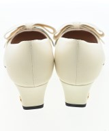 VALENTINO（ヴァレンティノ）パンプス 白 サイズ:EU37 1/2(24cm位) レディース/2200728958043