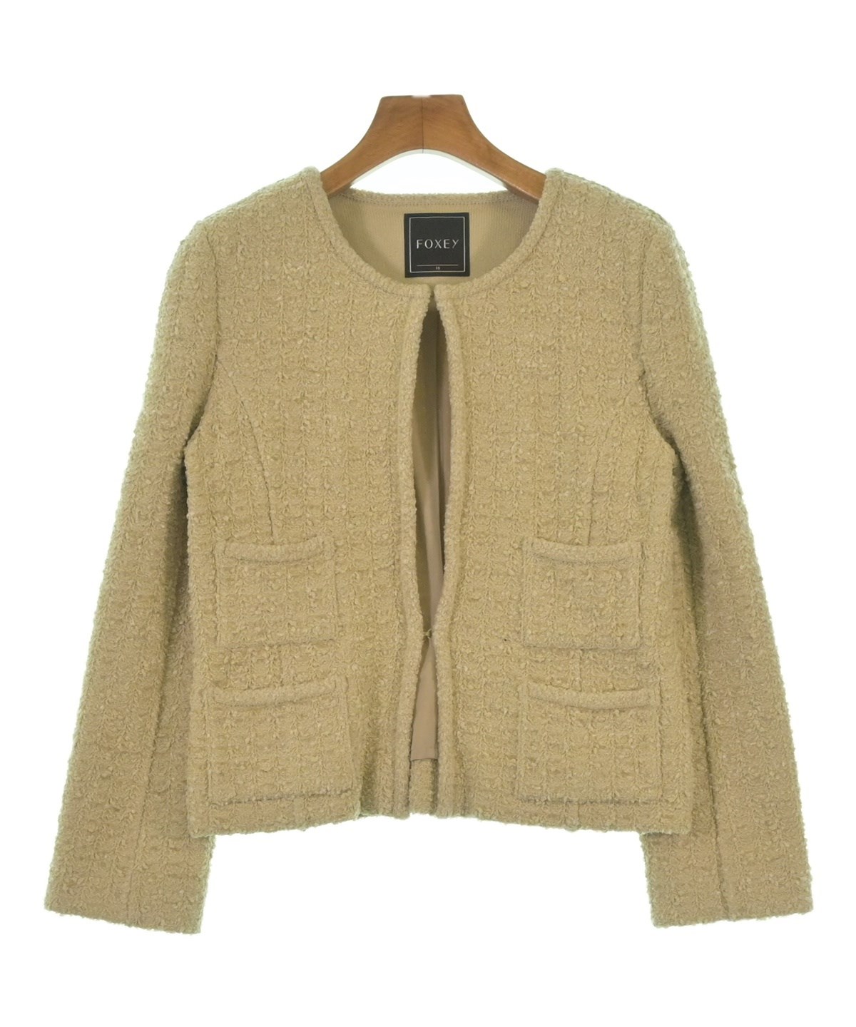 FOXEY（フォクシー）ノーカラージャケット ベージュ サイズ:38(S位