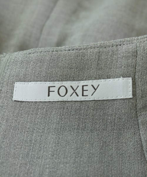 FOXEY（フォクシー）ミニスカート グレー サイズ:38(S位) レディース