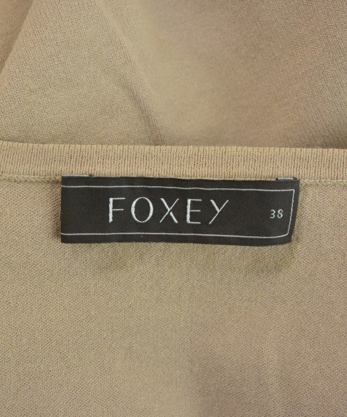 FOXEY（フォクシー）カーディガン ベージュ サイズ:38(S位) レディース/2200646089300