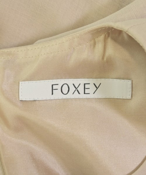 FOXEY（フォクシー）ワンピース ベージュ サイズ:40(M位) レディース/2200696426377