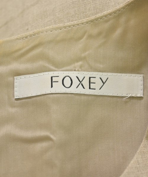 FOXEY（フォクシー）ワンピース ベージュ サイズ:40(M位) レディース/2200721350349
