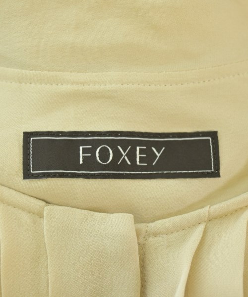 FOXEY（フォクシー）ブラウス ベージュ サイズ:38(S位) レディース/2200688752026