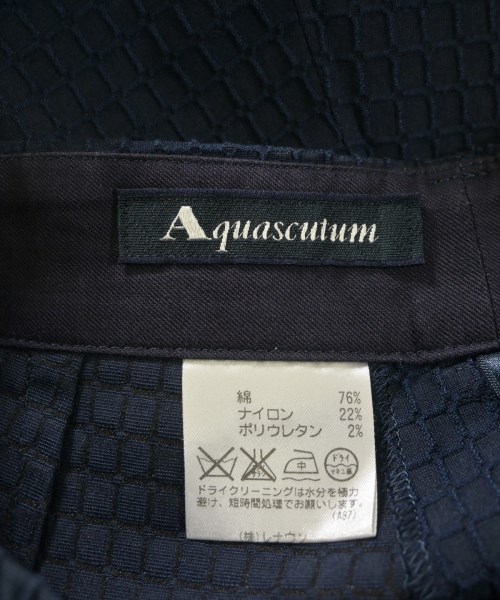 AQUASCUTUM（アクアスキュータム）クロップドパンツ 紺 サイズ:8(S位) レディース/2200669012415