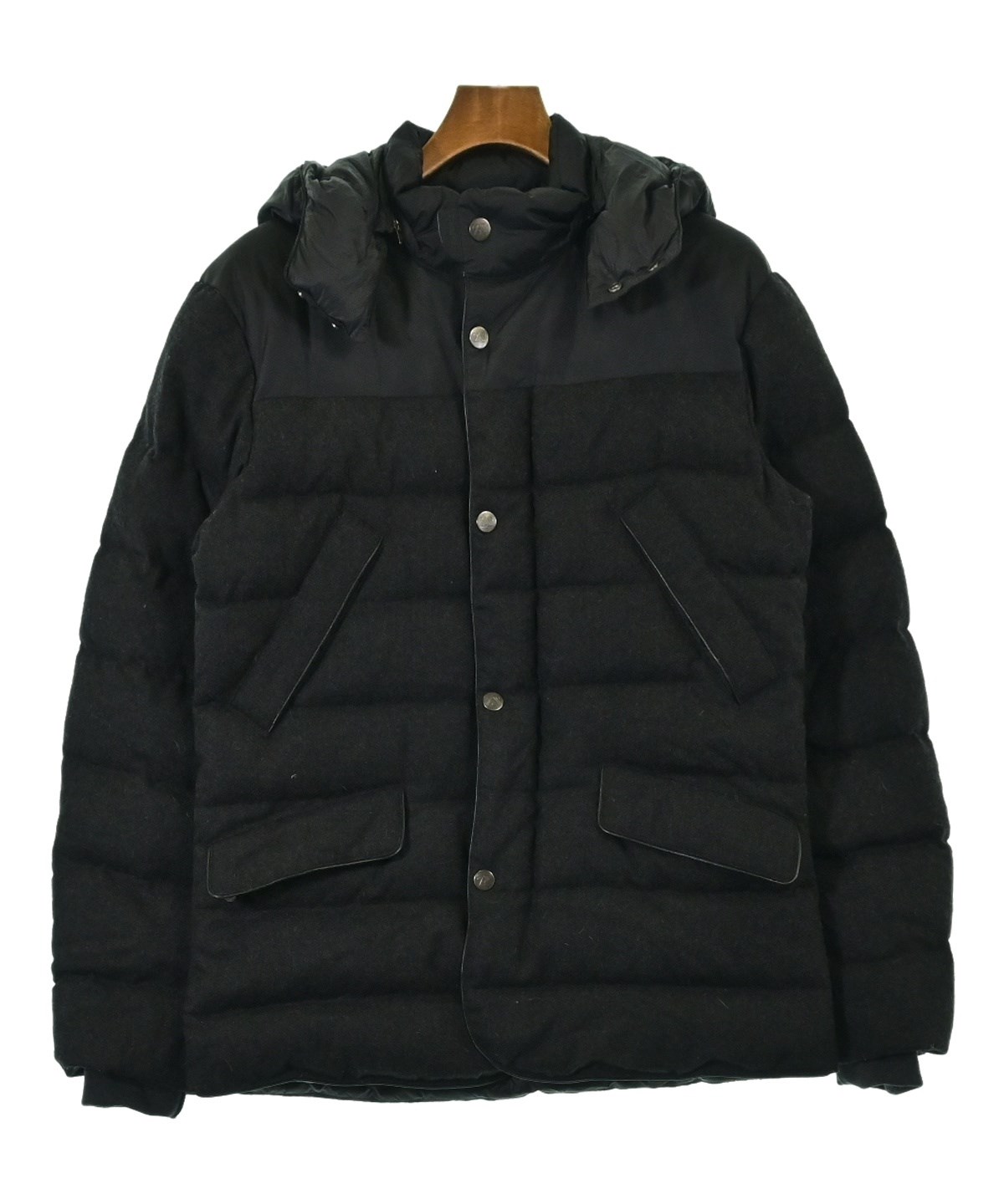 Zegna Sport（ゼニア スポーツ）ダウンジャケット/ダウンベスト グレー