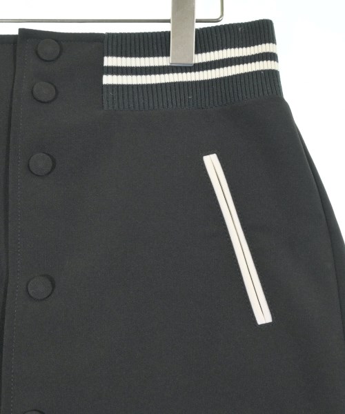 RED VALENTINO（ヴァレンティノレッド）ショートパンツ 黒 サイズ:44(L位) レディース/2200632953035