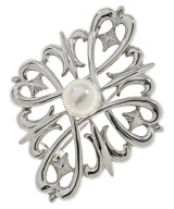 TASAKI ブローチ・コサージュ