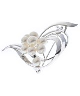 TASAKI ブローチ・コサージュ