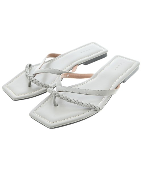 ルアナ(LUANA)のLUANA サンダル