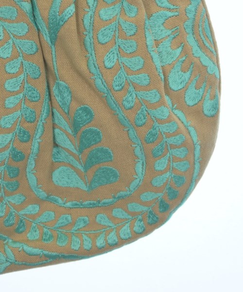 KAVITA BHARTIA（カヴィタバルティア）クラッチバッグ ベージュ サイズ:- レディース/2200610953248