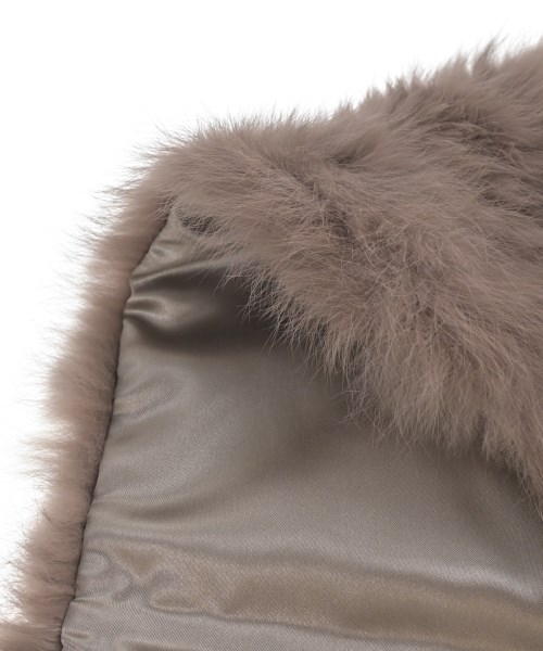 La Tiara Itals（ラティアライタルス）マフラー ベージュ サイズ:- レディース/2200674871267