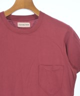 UNIVERSAL WORKS（ユニバーサルワークス）Tシャツ・カットソー 赤 サイズ:-(M位) メンズ/2200695719135