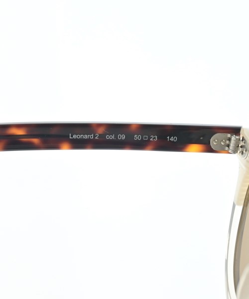 illesteva（イレスティーバ）サングラス 白 サイズ:- メンズ/2200630711057