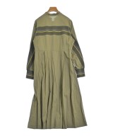 Dw2R（ディダヴルトゥアール）ワンピース カーキ サイズ:40(M位) レディース/2200617689102