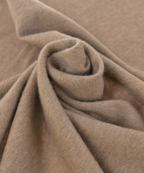 Johnstons of Elgin（ジョンストンズオブエルガン）マフラー ベージュ サイズ:- レディース/2200615233116