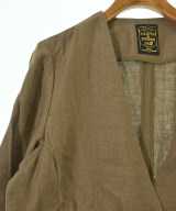 CLOTH&CROSS（クロスアンドクロス）ノーカラージャケット カーキ サイズ:1(S位) レディース/2200689027031