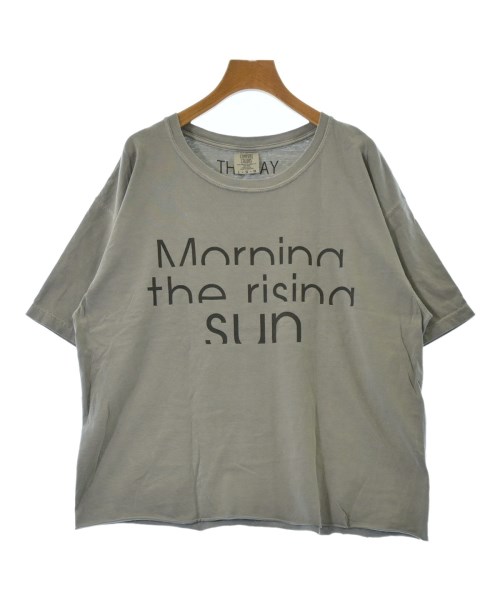 ザ・デイ・オン・ザ・ビーチ(THE DAY ON THE BEACH)のTHE DAY ON THE BEACH Tシャツ・カットソー