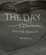 THE DAY ON THE BEACH（ザ・デイ・オン・ザ・ビーチ）Tシャツ・カットソー グレー サイズ:L レディース/2200681028395
