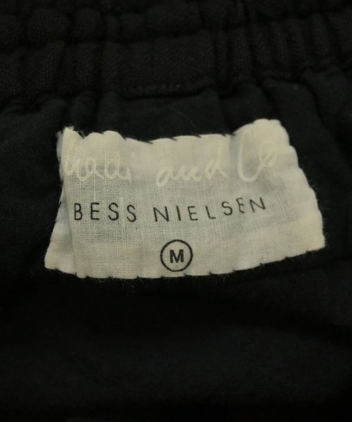 Bess Nielsen（ベース・ニールセン）その他 黒 サイズ:M レディース/2200722652084