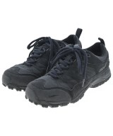 inov-8 スニーカー