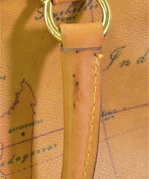 Alviero Martini 1A Classe（アルヴィエロ　マルティーニ　プリマ　クラッセ）ボストンバッグ ベージュ サイズ:- メンズ/2200677176024