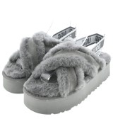 UGG サンダル