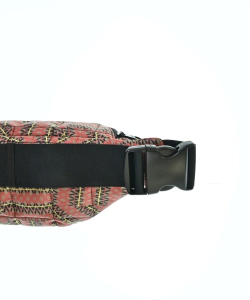 UGG（アグ）ショルダーバッグ 赤 サイズ:- メンズ/2200677156156