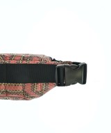 UGG（アグ）ショルダーバッグ 赤 サイズ:- メンズ/2200677156156