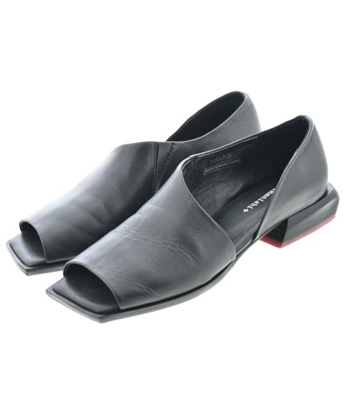 ユウコ・イマニシ・プラス(yuko imanishi +)のyuko imanishi + サンダル