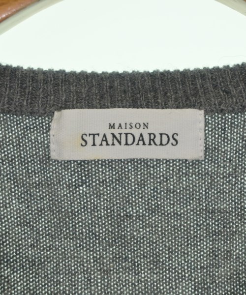 MAISON STANDARDS（メゾンスタンダーズ）ニット・セーター グレー サイズ:-(M位) レディース/2200642414090