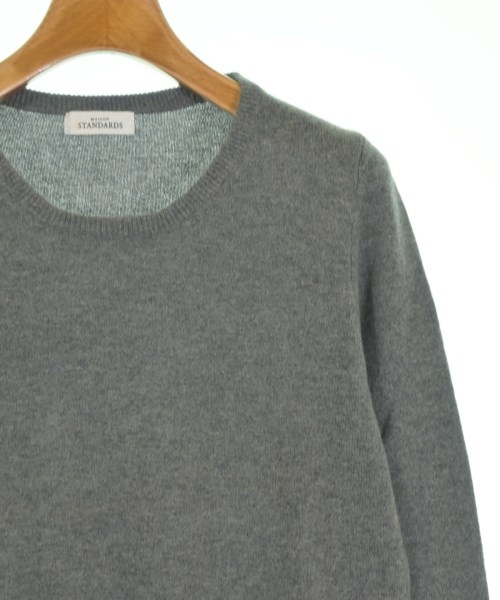 MAISON STANDARDS（メゾンスタンダーズ）ニット・セーター グレー サイズ:-(M位) レディース/2200642414090