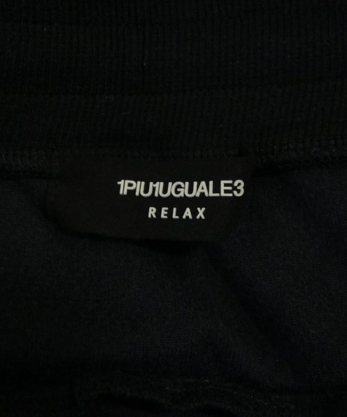 1PIU1UGUALE3 RELAX（ウノピュウノウグァーレトレリラックス）ショートパンツ 黒 サイズ:48(L位) メンズ/2200616496107