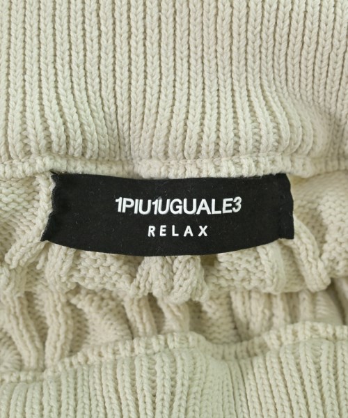 1PIU1UGUALE3 RELAX（ウノピュウノウグァーレトレリラックス）その他 白 サイズ:L メンズ/2200638956184