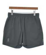 On ショートパンツ