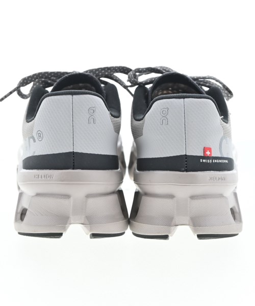 On（オン）スニーカー 茶 サイズ:24cm メンズ/2200628842039