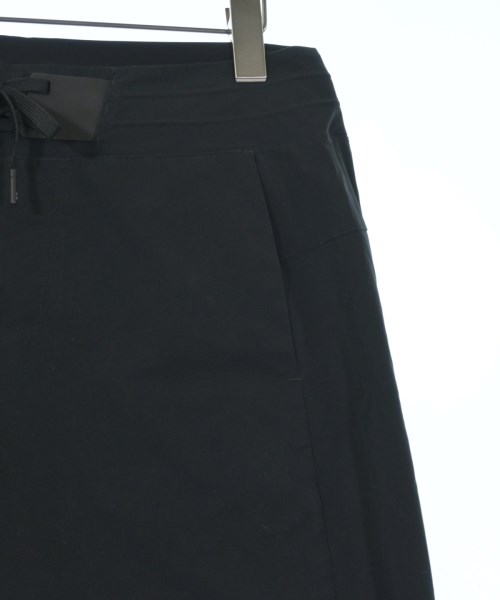 On（オン）ショートパンツ 黒 サイズ:S メンズ/2200634061042