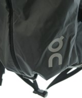 On（オン）バックパック・リュック グレー サイズ:- メンズ/2200650451056