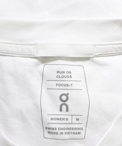 On（オン）Tシャツ・カットソー 白 サイズ:M レディース/2200657094065