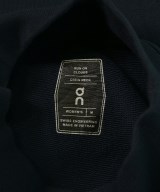 On（オン）スウェット 紺 サイズ:M レディース/2200651611152