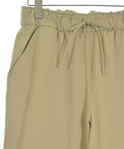 lululemon（ルルレモン）その他 ベージュ サイズ:6(S位) レディース/2200616809112