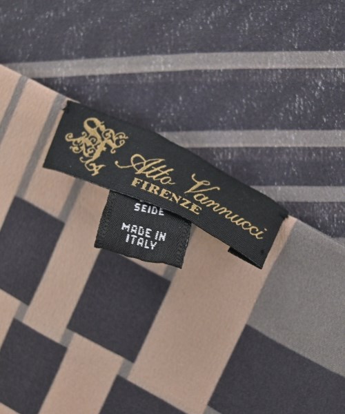 Atto Vannucci（アットヴァンヌッチ）マフラー グレー サイズ:- メンズ/2200625261031