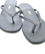 TKEES（ティキーズ）サンダル 黒 サイズ:US7(24cm位) レディース/2200684518077