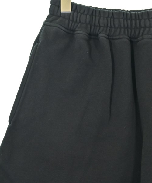 thisisneverthat（ディスイズネバーザット）ショートパンツ 黒 サイズ:M メンズ/2200646973395