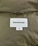 thisisneverthat（ディスイズネバーザット）ダウンジャケット/ダウンベスト カーキ サイズ:M メンズ/2200706926019