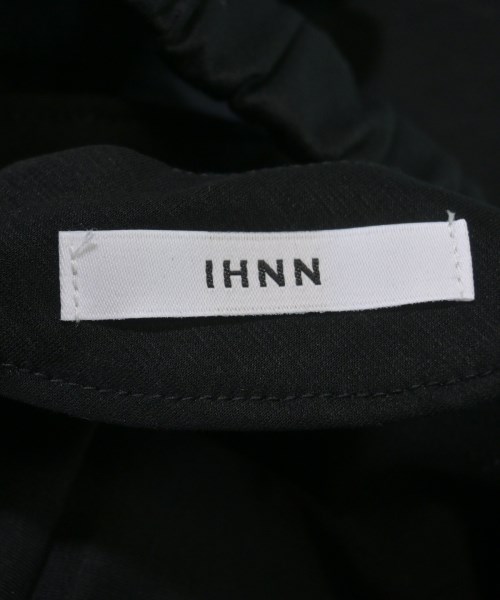 IHNN（イン）Tシャツ・カットソー 黒 サイズ:38(M位) レディース/2200642908056